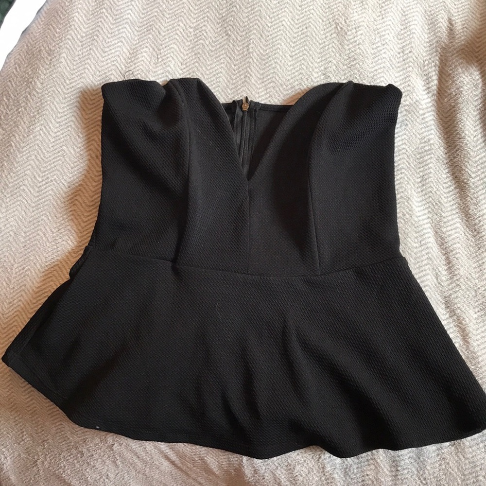Strapless black tube top